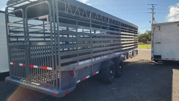 2025 Delco Gooseneck Livestock Trailer - 24'x6'8" Gray  - LS037195