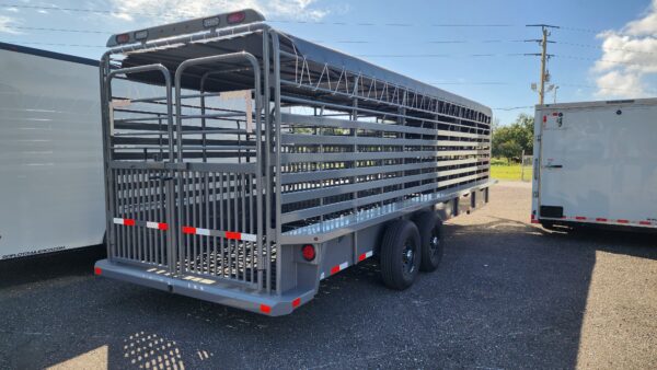 2025 Delco Gooseneck Livestock Trailer - 24'x6'8" Gray  - LS037195