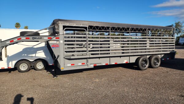 2025 Delco Gooseneck Livestock Trailer - 24'x6'8" Gray  - LS037195