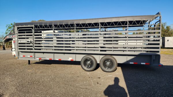 2025 Delco Gooseneck Livestock Trailer - 24'x6'8" Gray  - LS037195