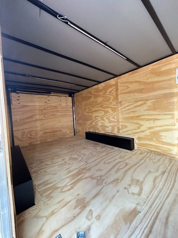 8.5x16 TA Enclosed Trailer 4264 - Image 4